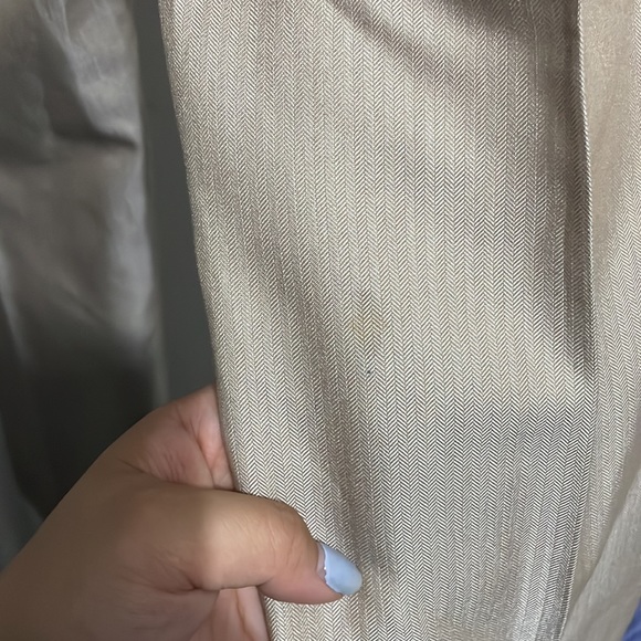 Tuxedo comes with pants and handkerchief - Picture 4 of 10